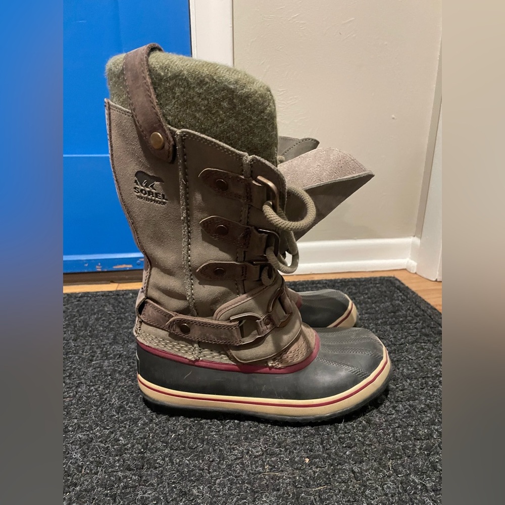 Sorel Winter Boots. Euc! - image 2